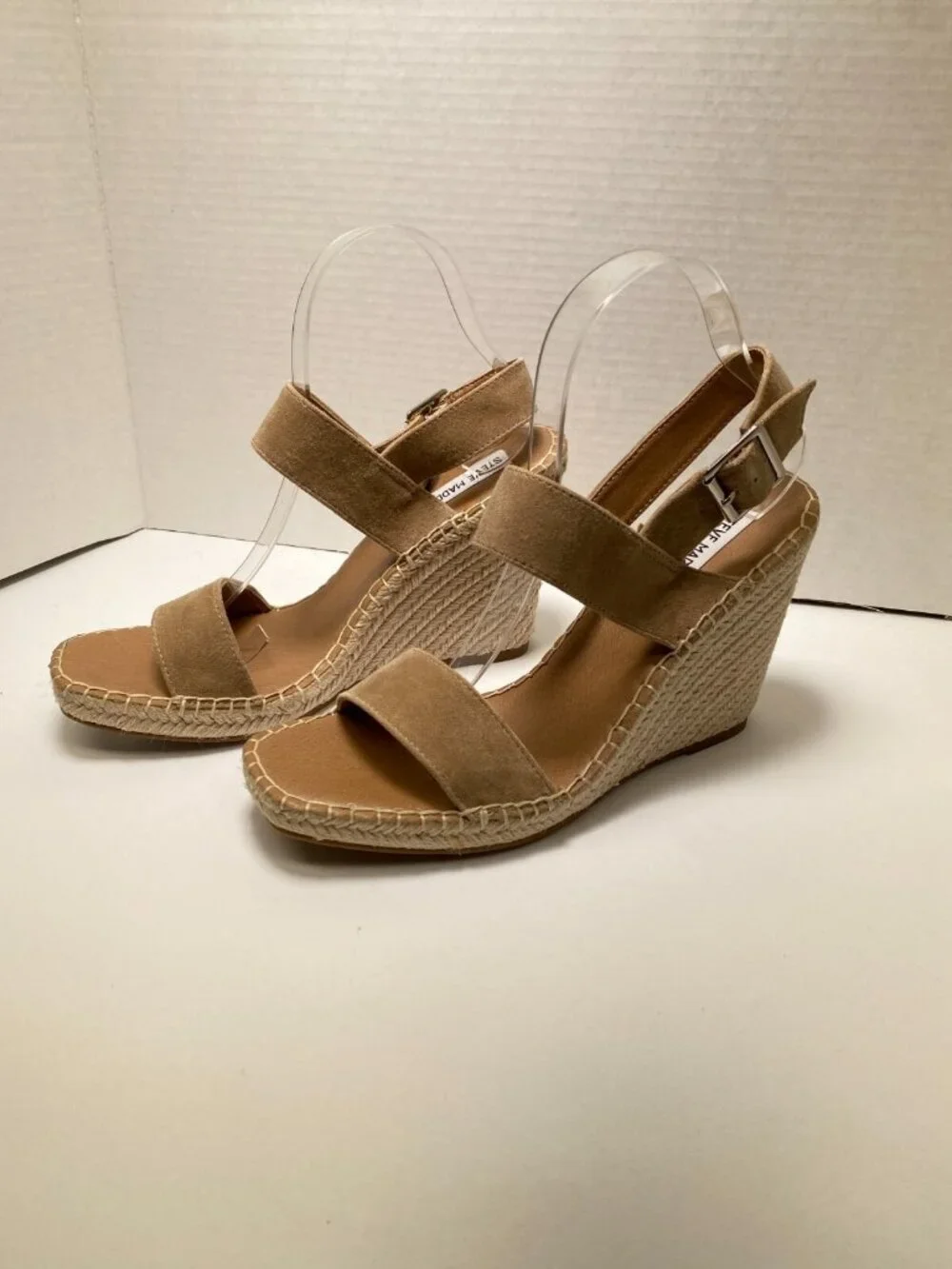 Steve Madden Women's Uri  Tan Strap Buckle Wedge Espadrille Sandal sz 10